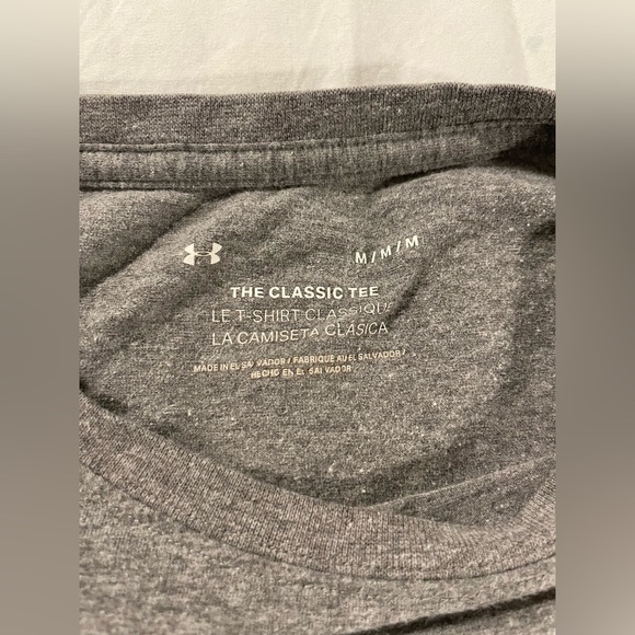 Under Armour Women’s Tee - Size M - Picture 2 of 2
